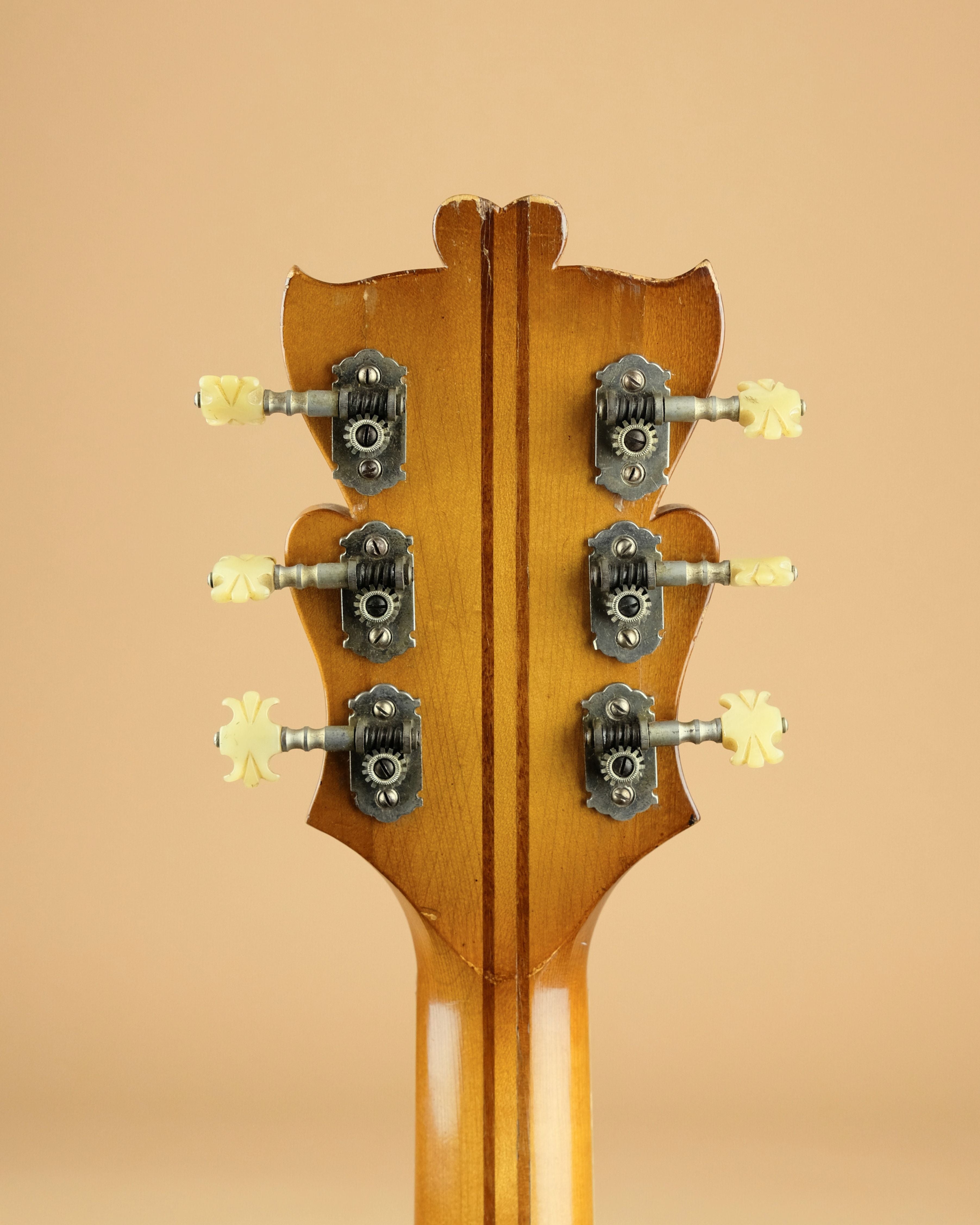 1958 Hofner Committee Brunette