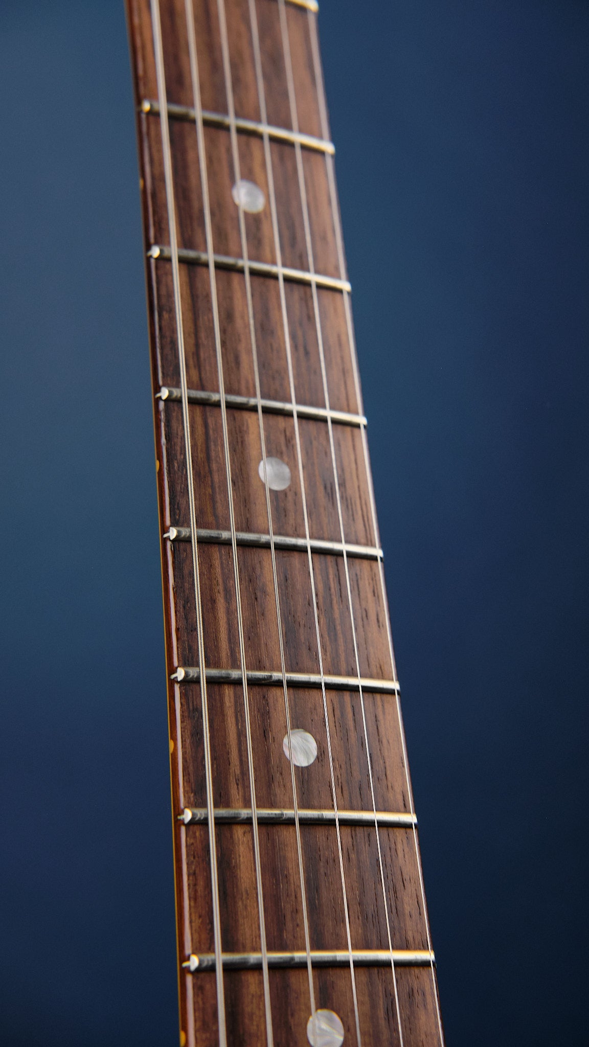 2019 Fender American Ultra Stratocaster Arctic Pearl