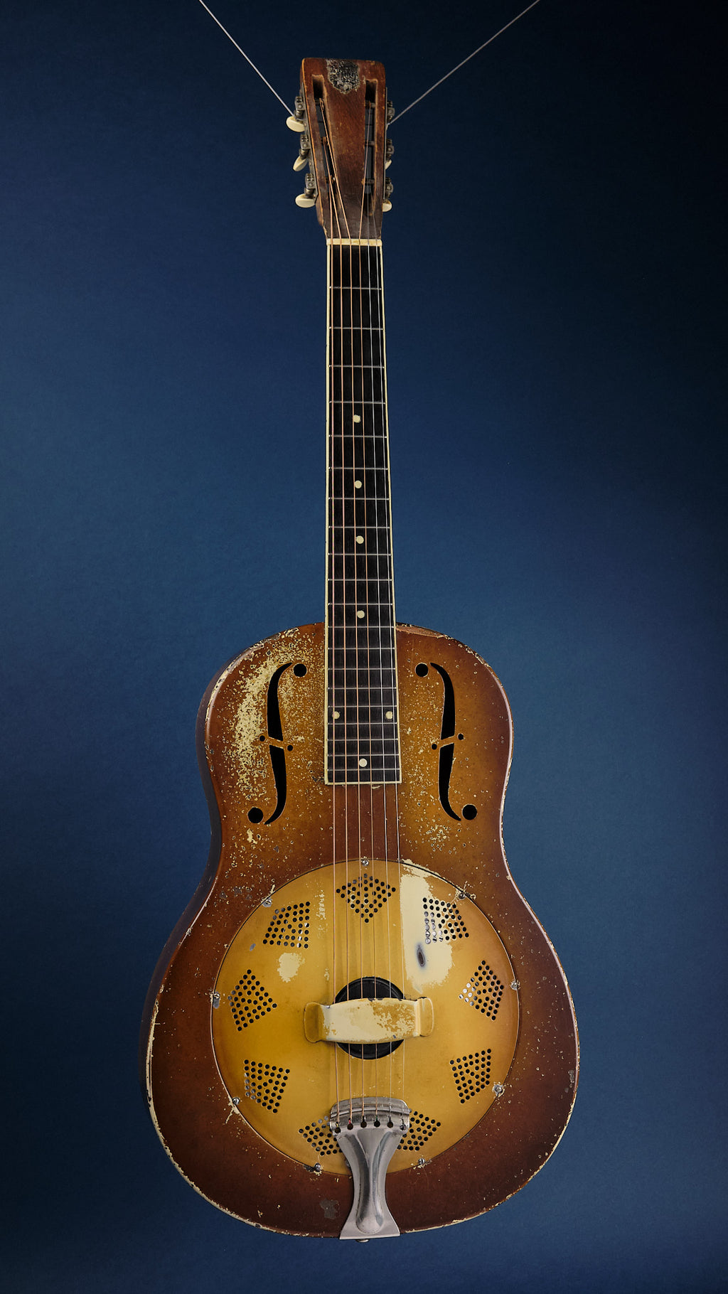 1930 National Triolian Walnut Sunburst