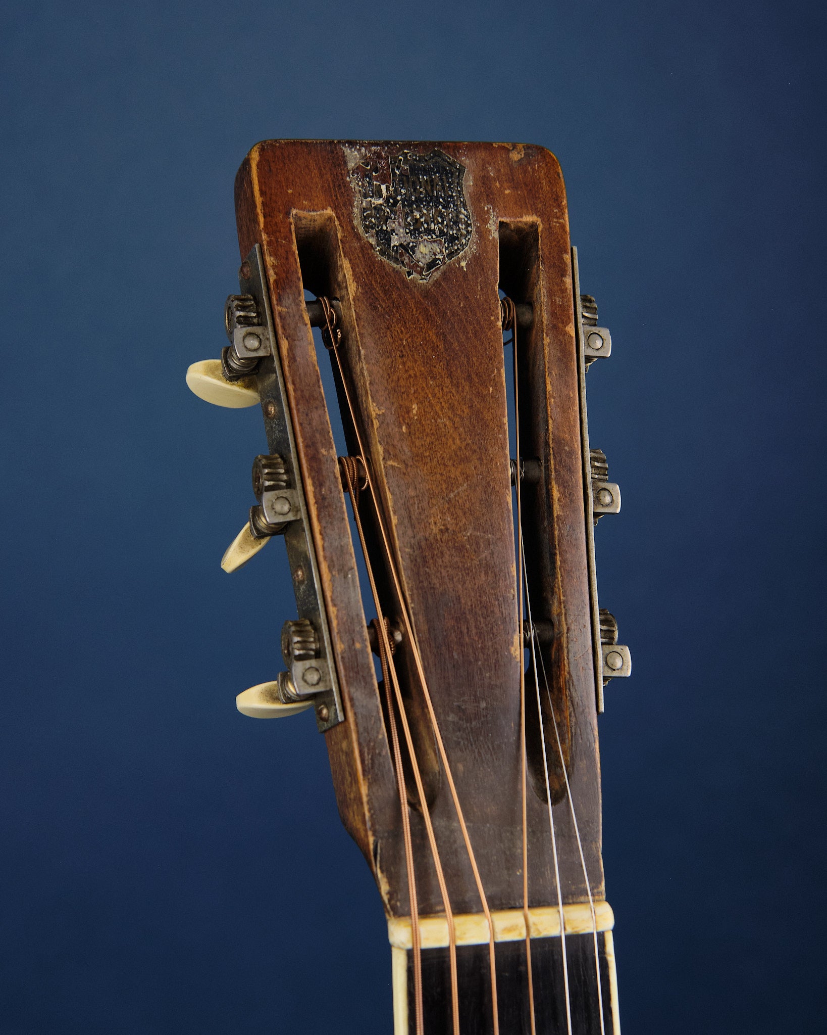 1930 National Triolian Walnut Sunburst