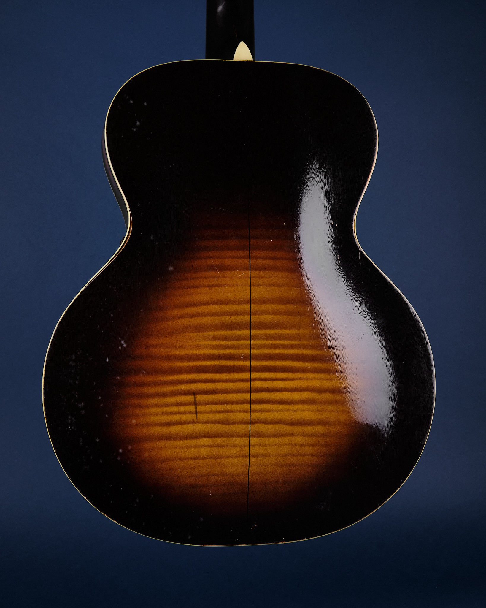 1940s Harmony Monterey H1326 Sunburst
