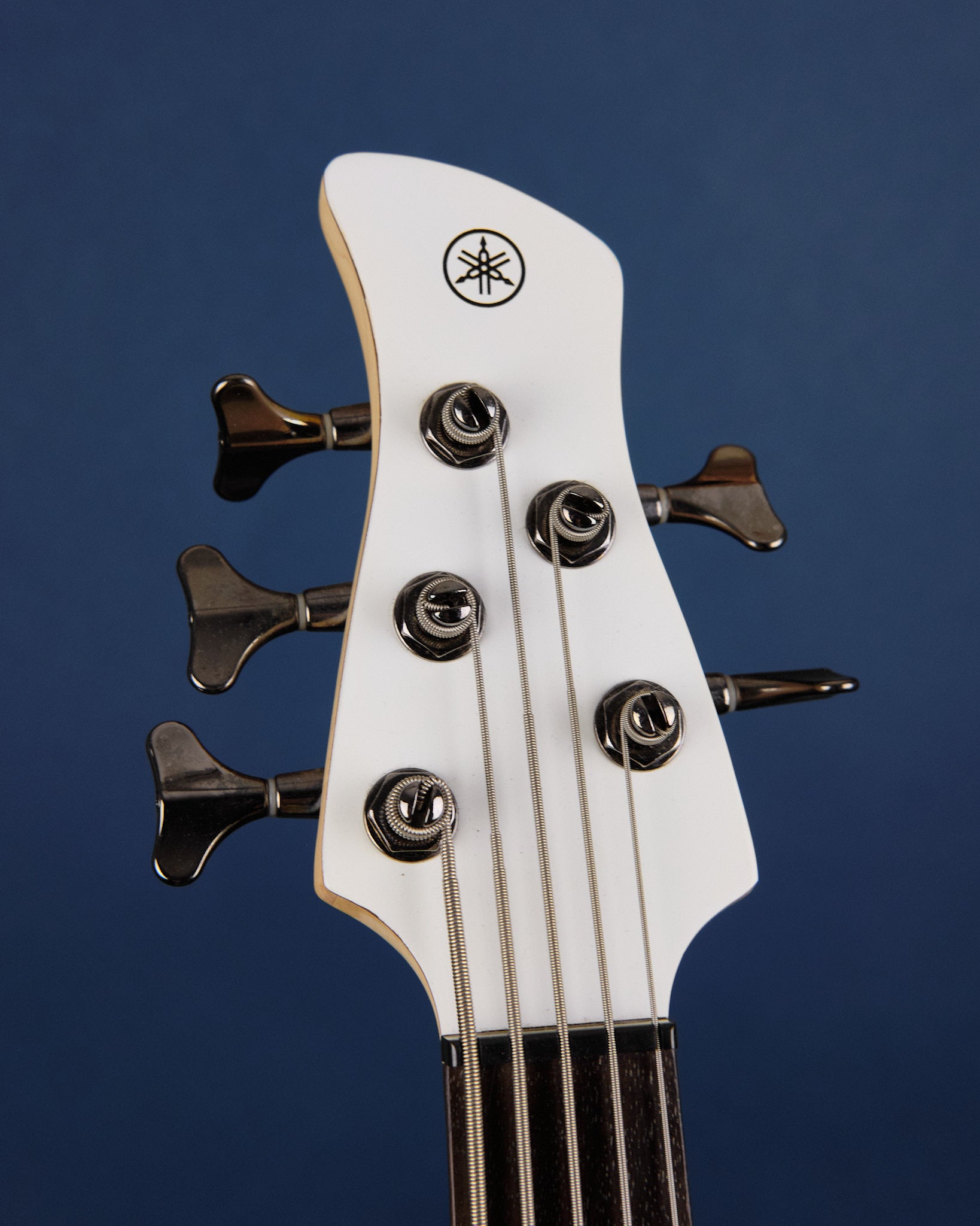 Yamaha TRBX305 5-String White (Second-Hand)