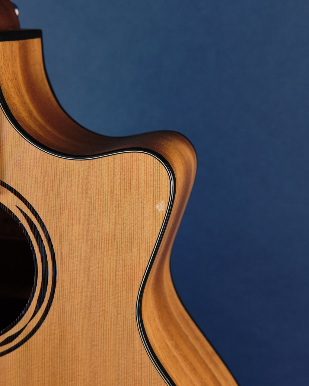 Baton Rouge AR11/ACE Grand Auditorium (Second-Hand)