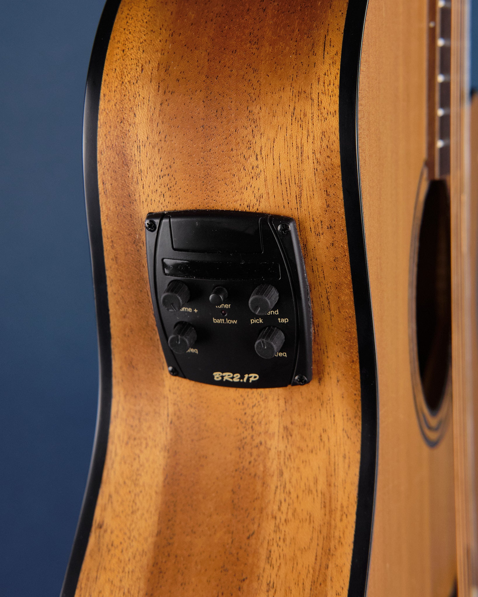 Baton Rouge AR11/ACE Grand Auditorium (Second-Hand)