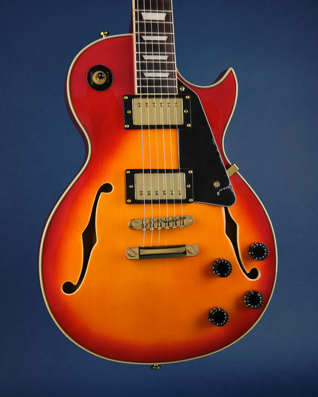 Caraya E239CS Sunburst (Second-Hand)