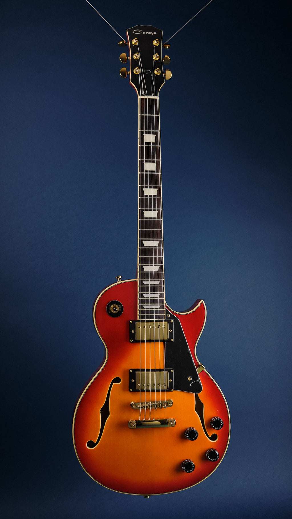 Caraya E239CS Sunburst (Second-Hand)