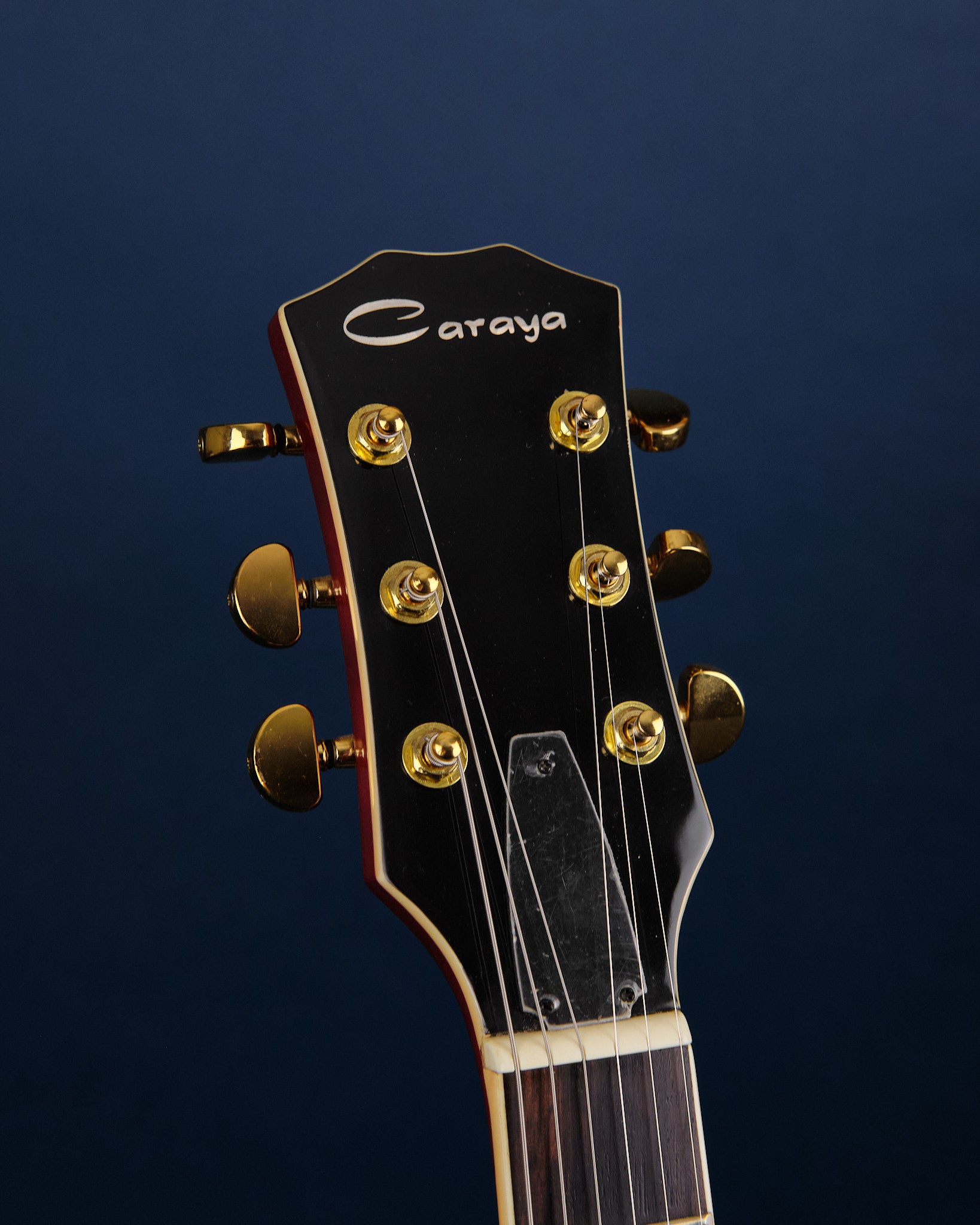 Caraya E239CS Sunburst (Second-Hand)