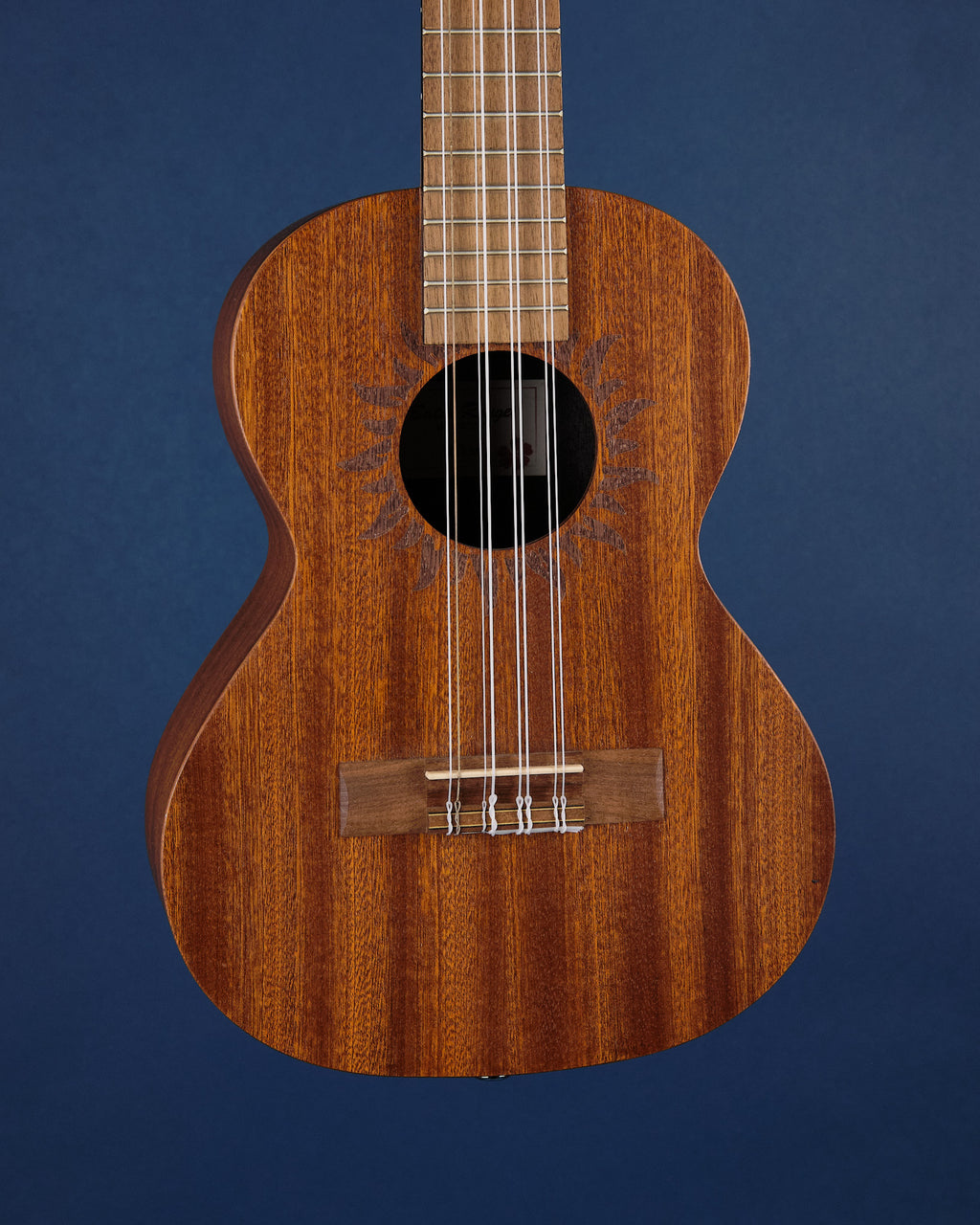 Baton Rouge V2-T8 Sun 8-String Tenor Ukulele (Second-Hand)