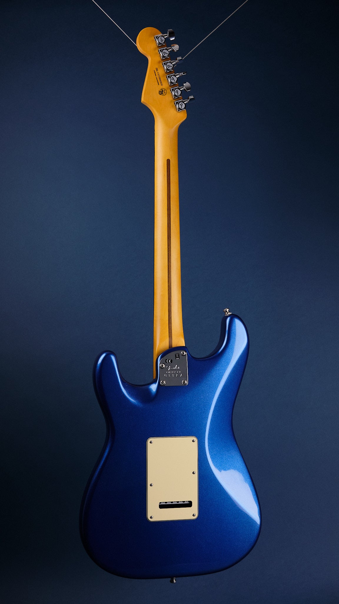 2021 Fender American Ultra Stratocaster HSS Cobra Blue