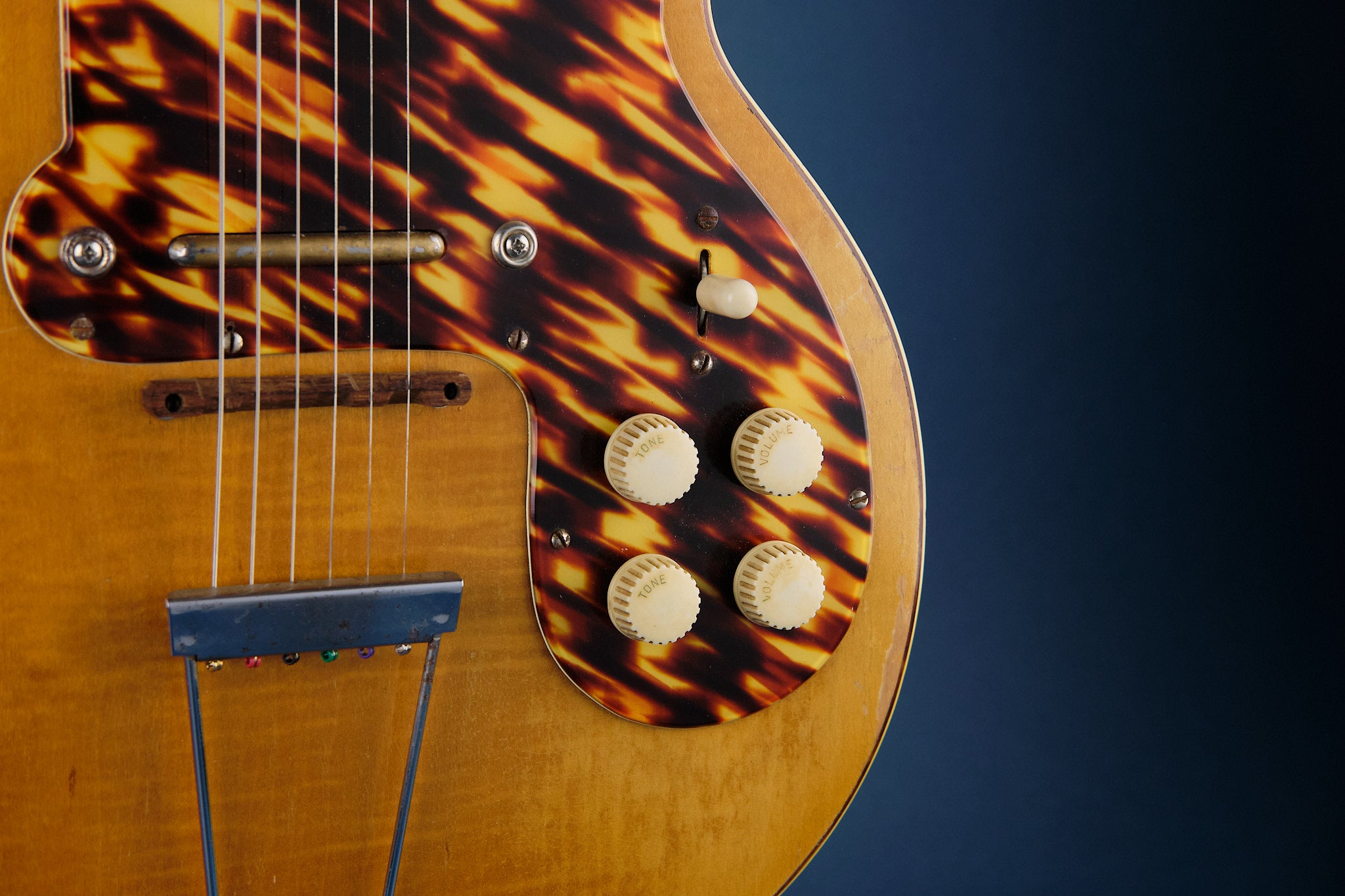 1950s Kamico Thin Twin Blonde