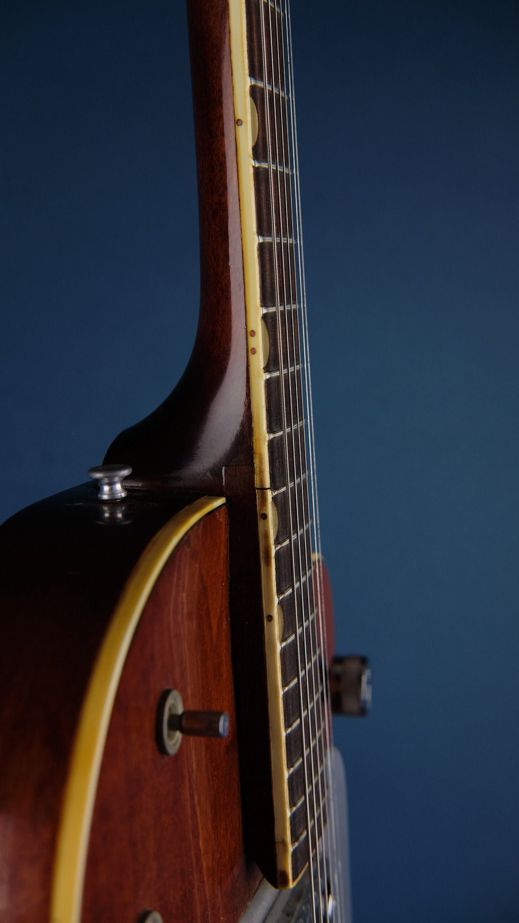 1964 Gretsch 6119 Chet Atkins Tennessean Walnut