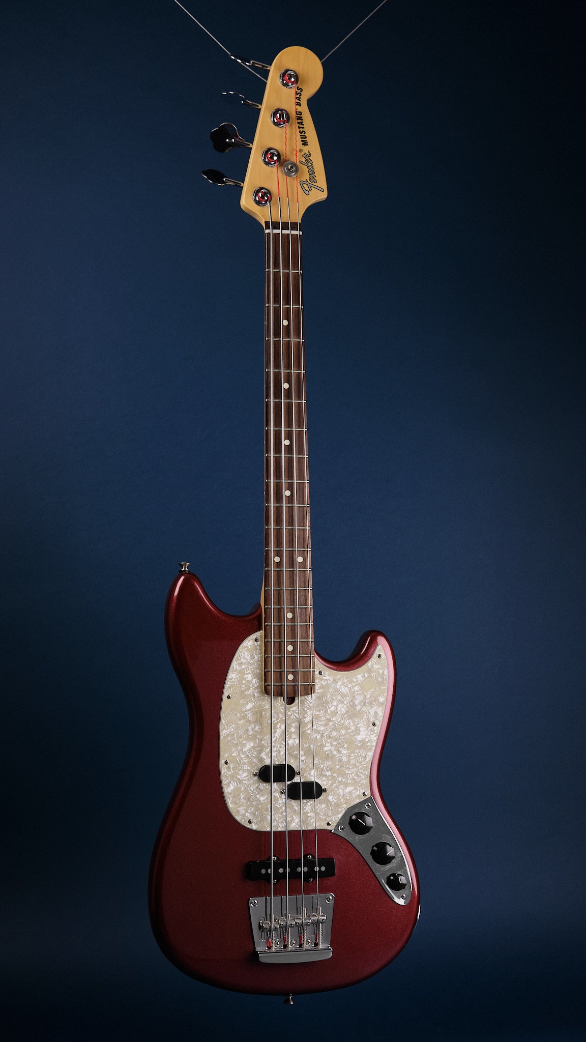2019 Fender American Performer Mustang Bass Aubergine