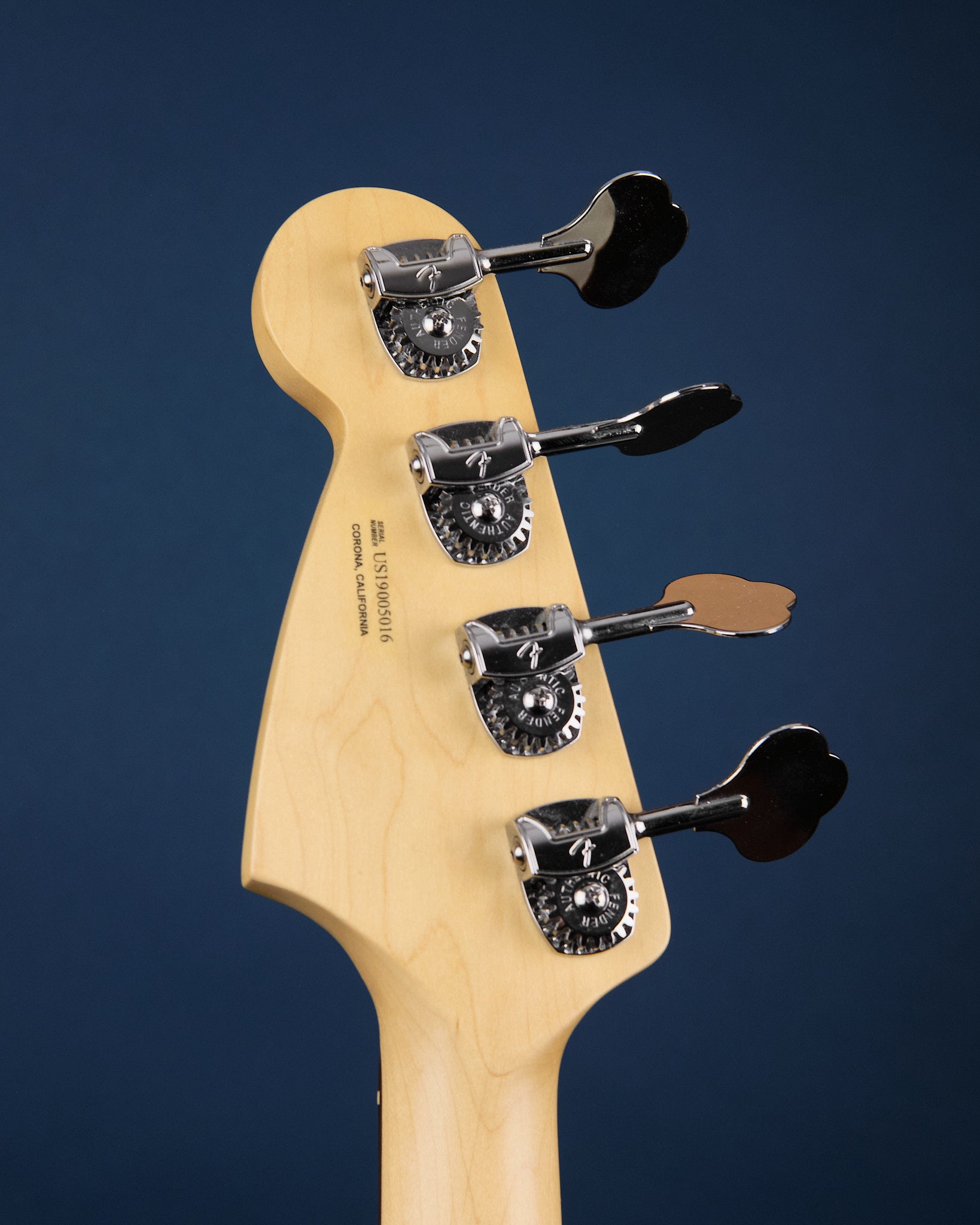 2019 Fender American Performer Mustang Bass Aubergine