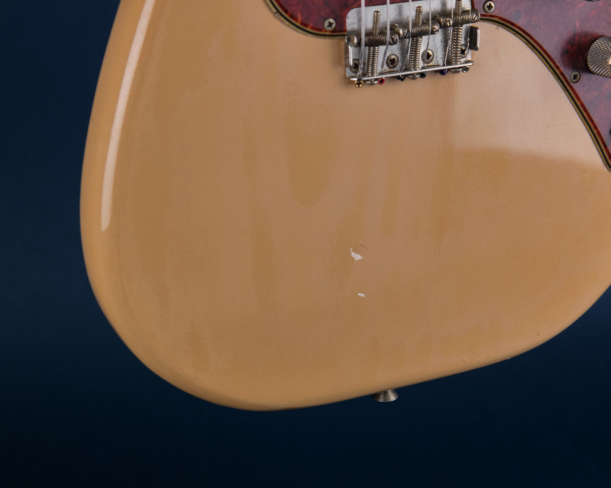 1961 Fender Musicmaster Desert Sand Refin