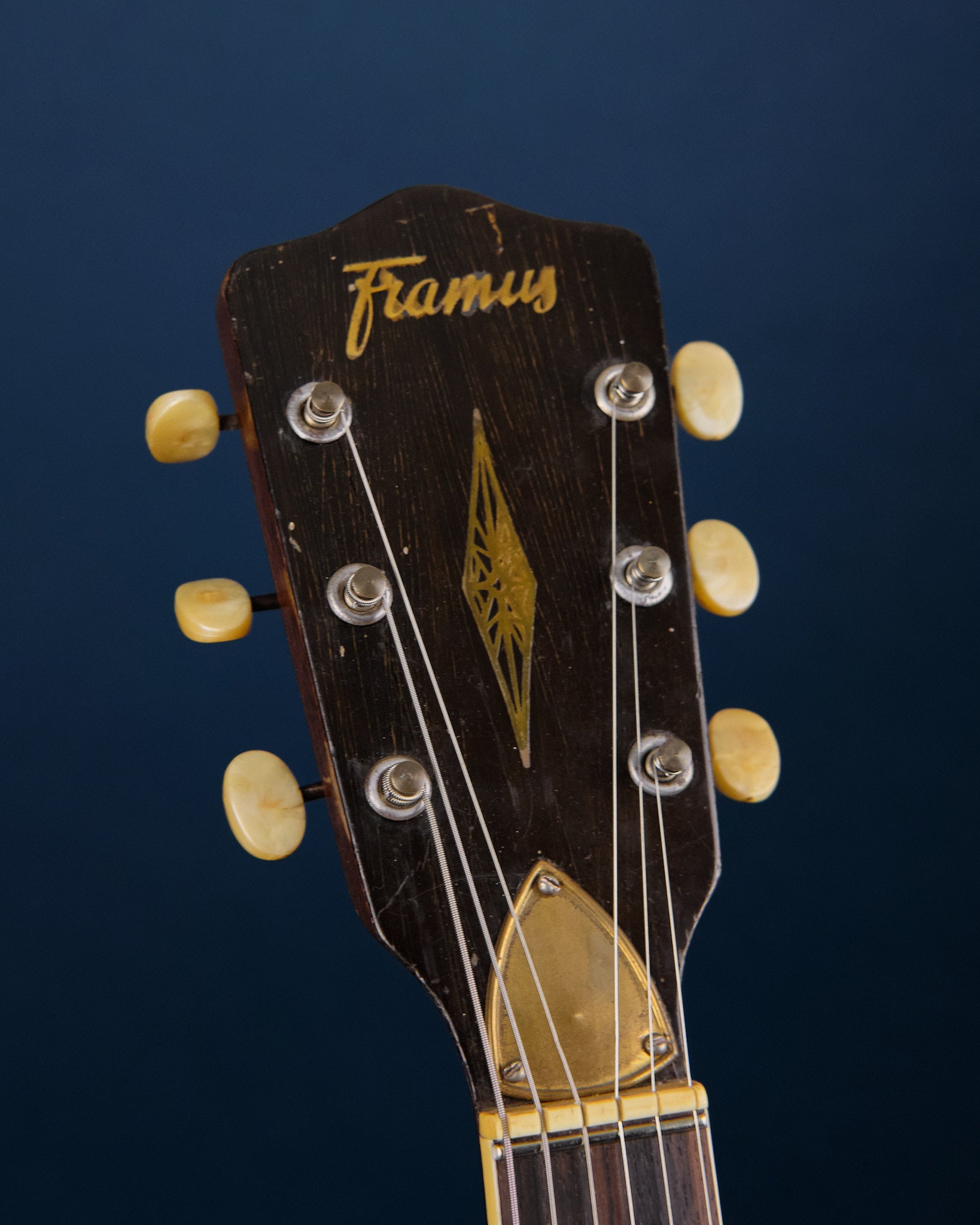 1960s Framus Strato 5/154 Sunburst