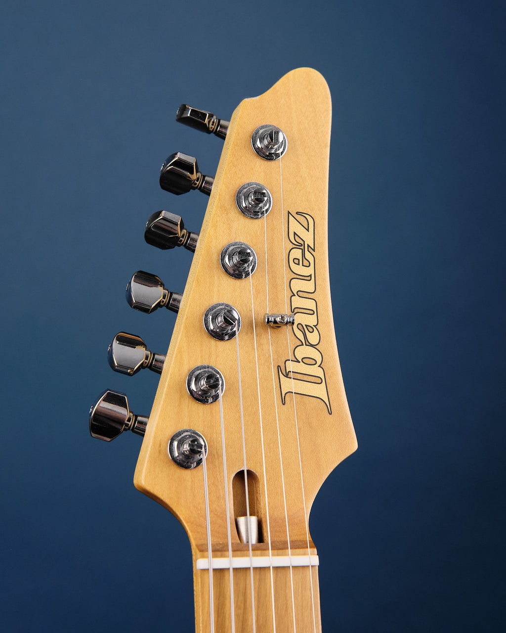 2022 Ibanez AZ2204 HRM Prestige Hazy Rose Metallic