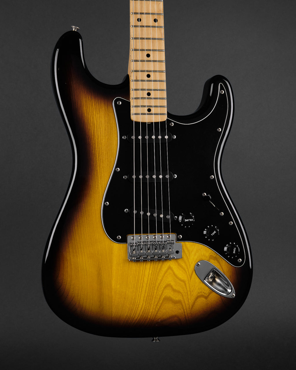 1981 Aria Pro-II ST-400 Strikin' Sound Sunburst