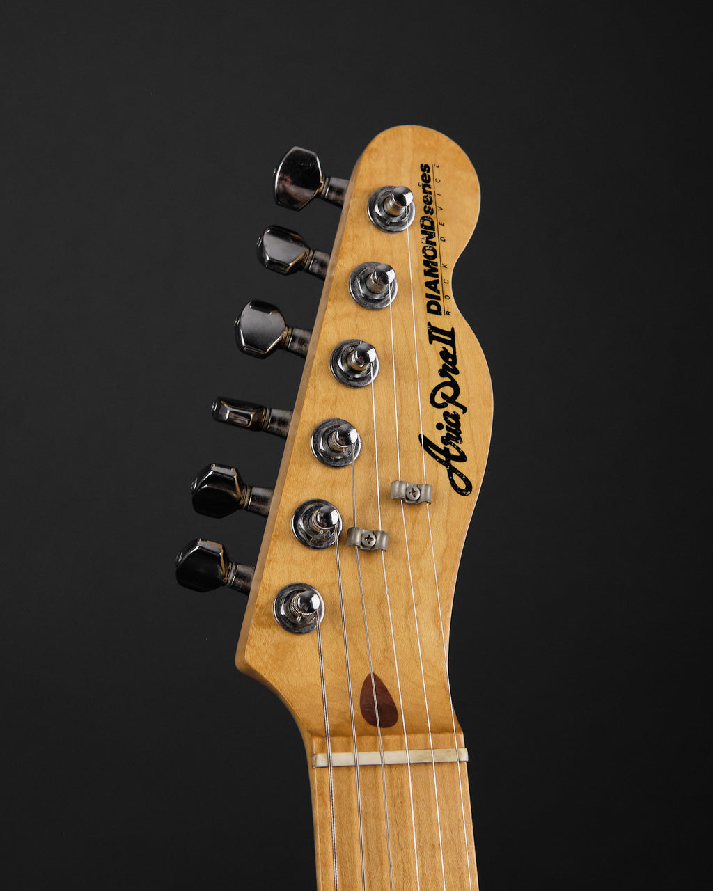 Aria Pro II Diamond Series T-Style Vintage White (Second-Hand)