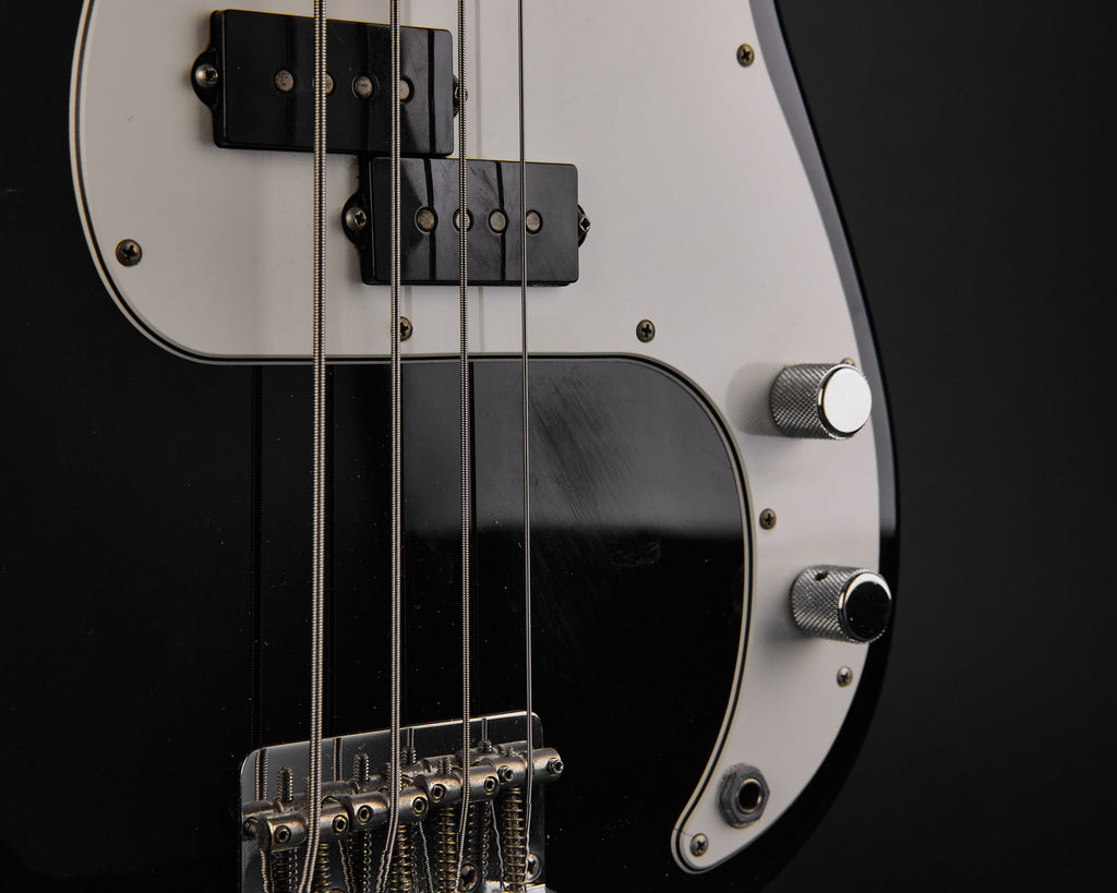 2006 Fender MIM Standard Precision Bass Black