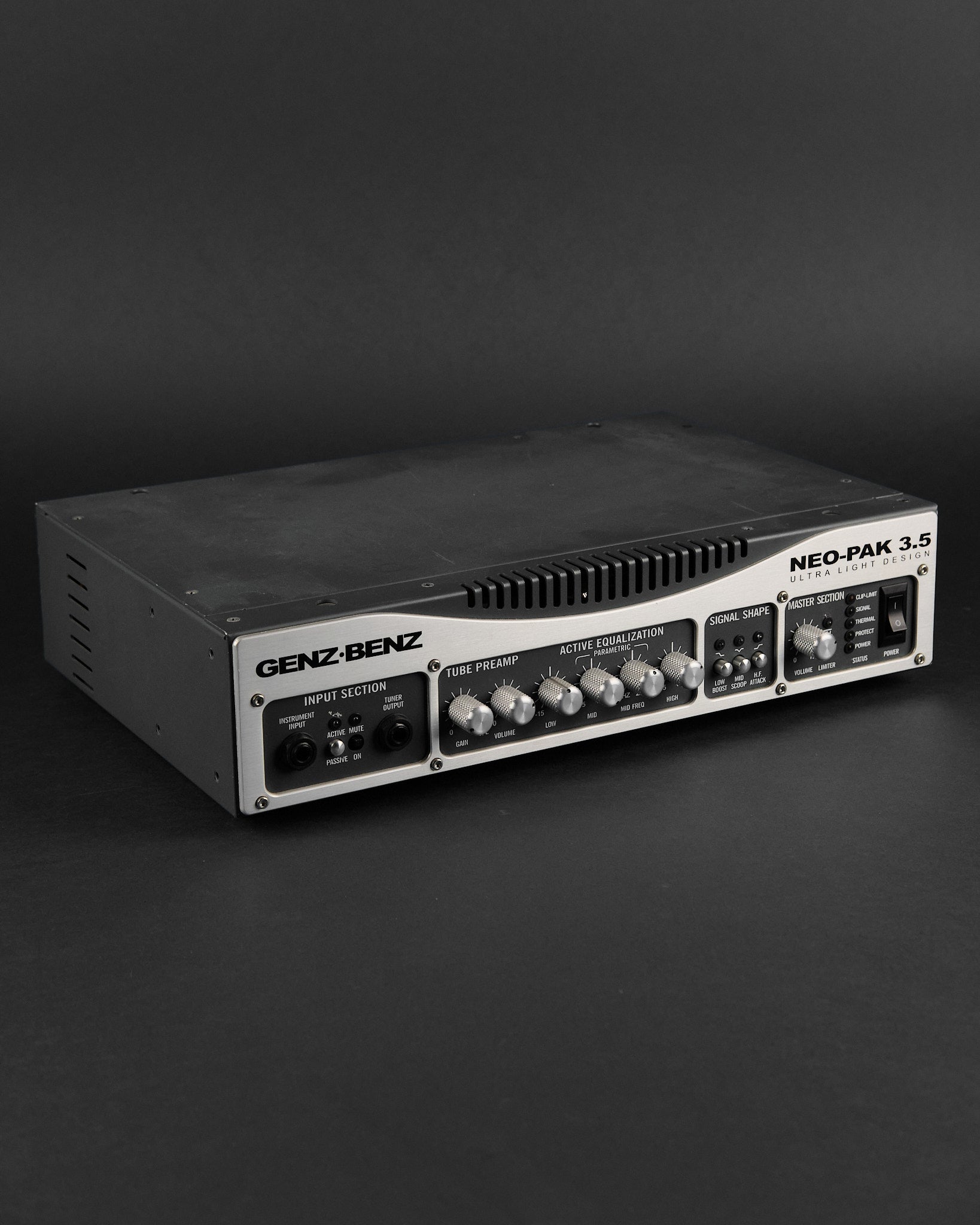 Genz Benz Neo Pak 3.5 Compact Ultralight Bass Head (Second-Hand)