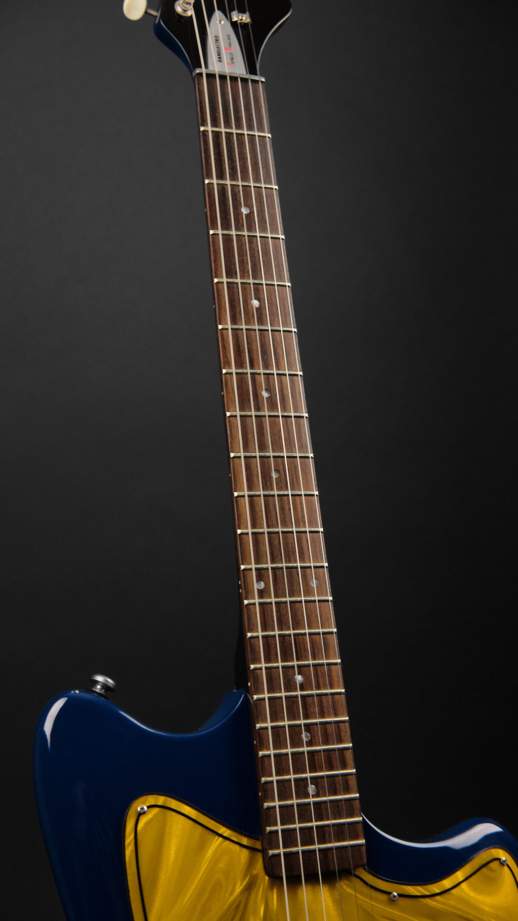 2009 Danelectro Dead On '67 Cobalt Blue