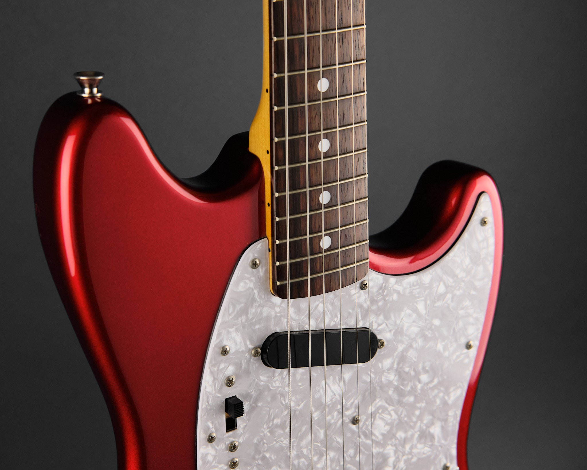 2009 Fender MIJ MG-69 Mustang Candy Apple Red