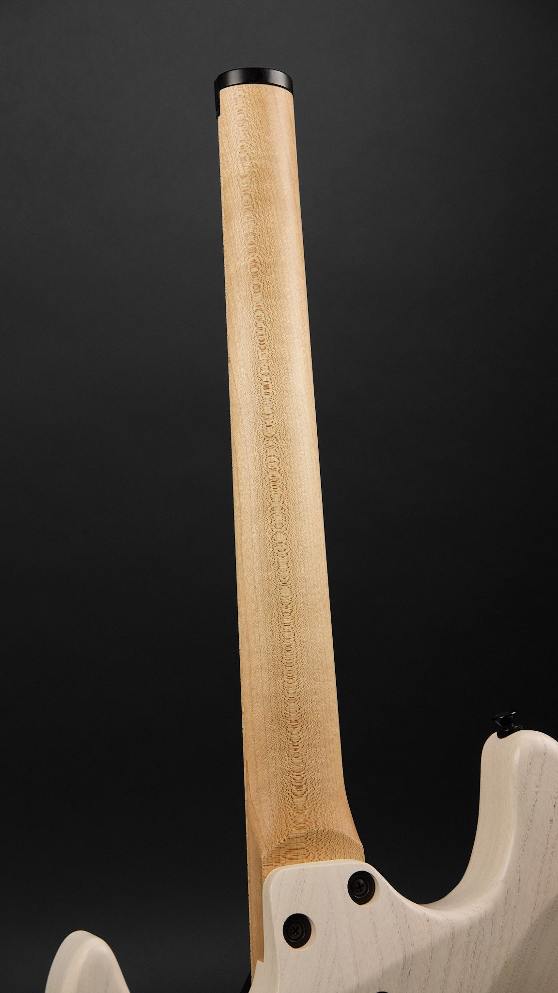 Kiesel Delos White (Second-Hand)