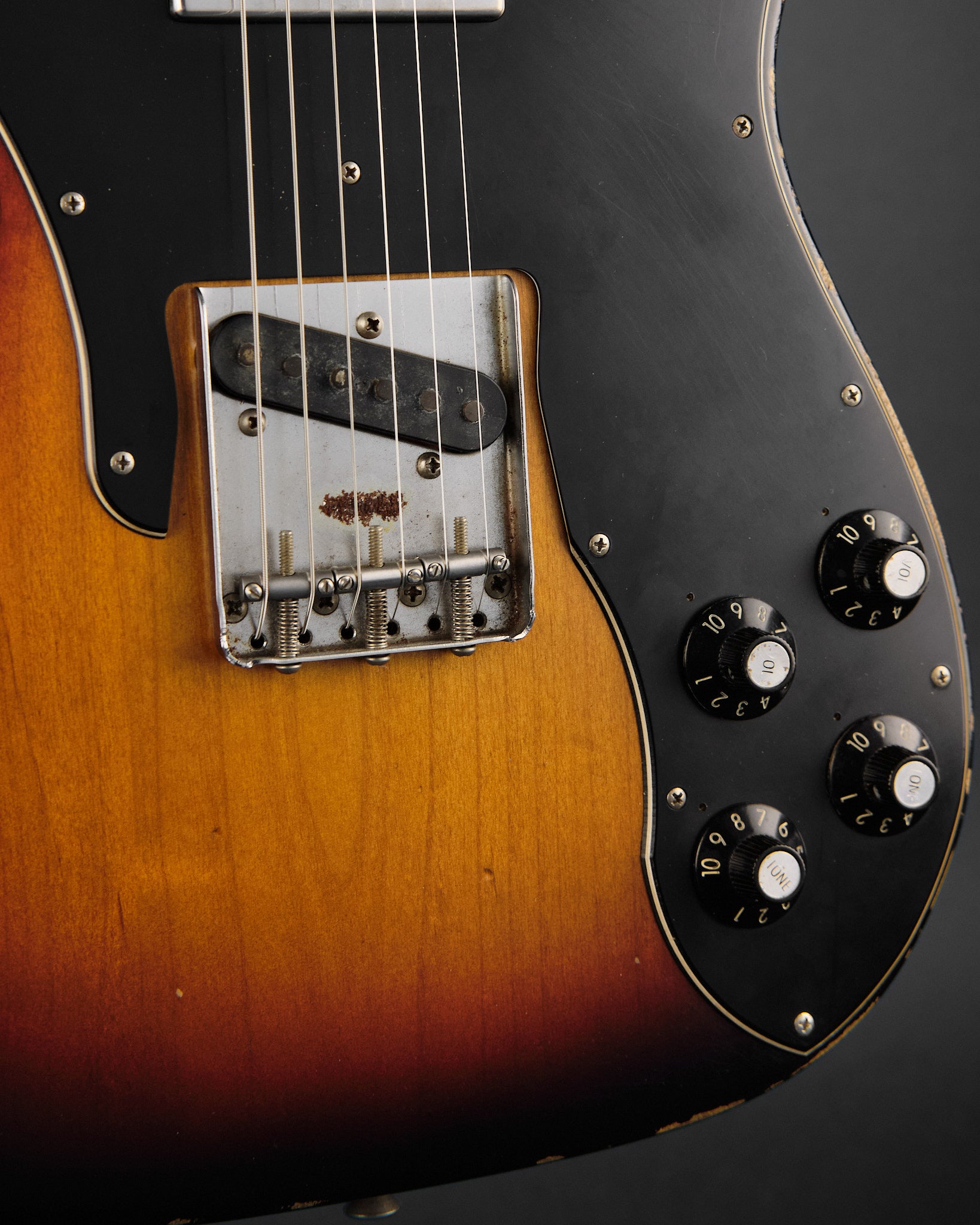 2009 Fender Roadworn '72 Telecaster Custom Sunburst