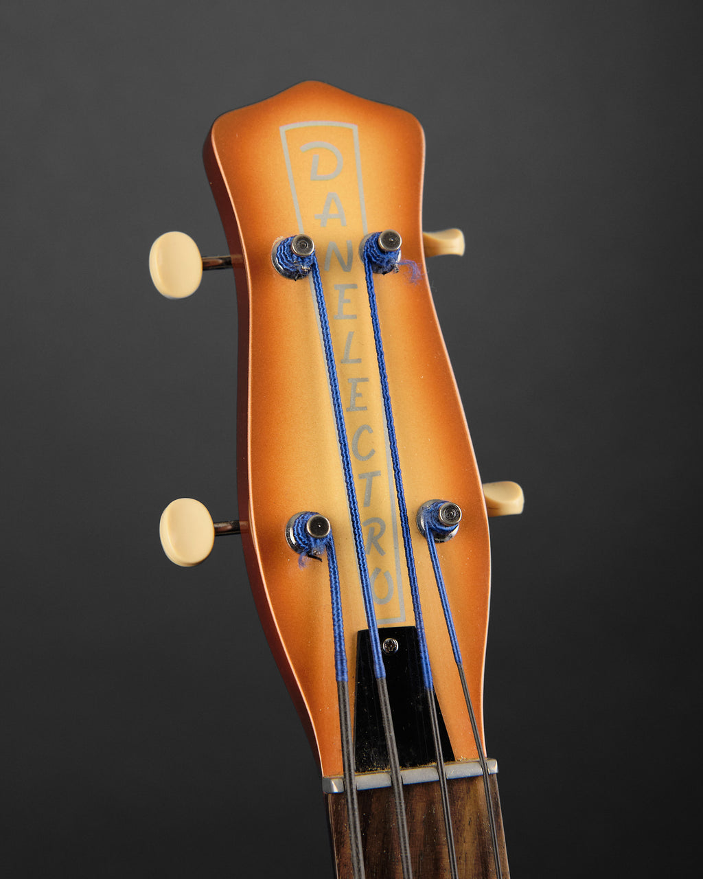 Danelectro Longhorn Bass Copper Burst (Second-Hand)