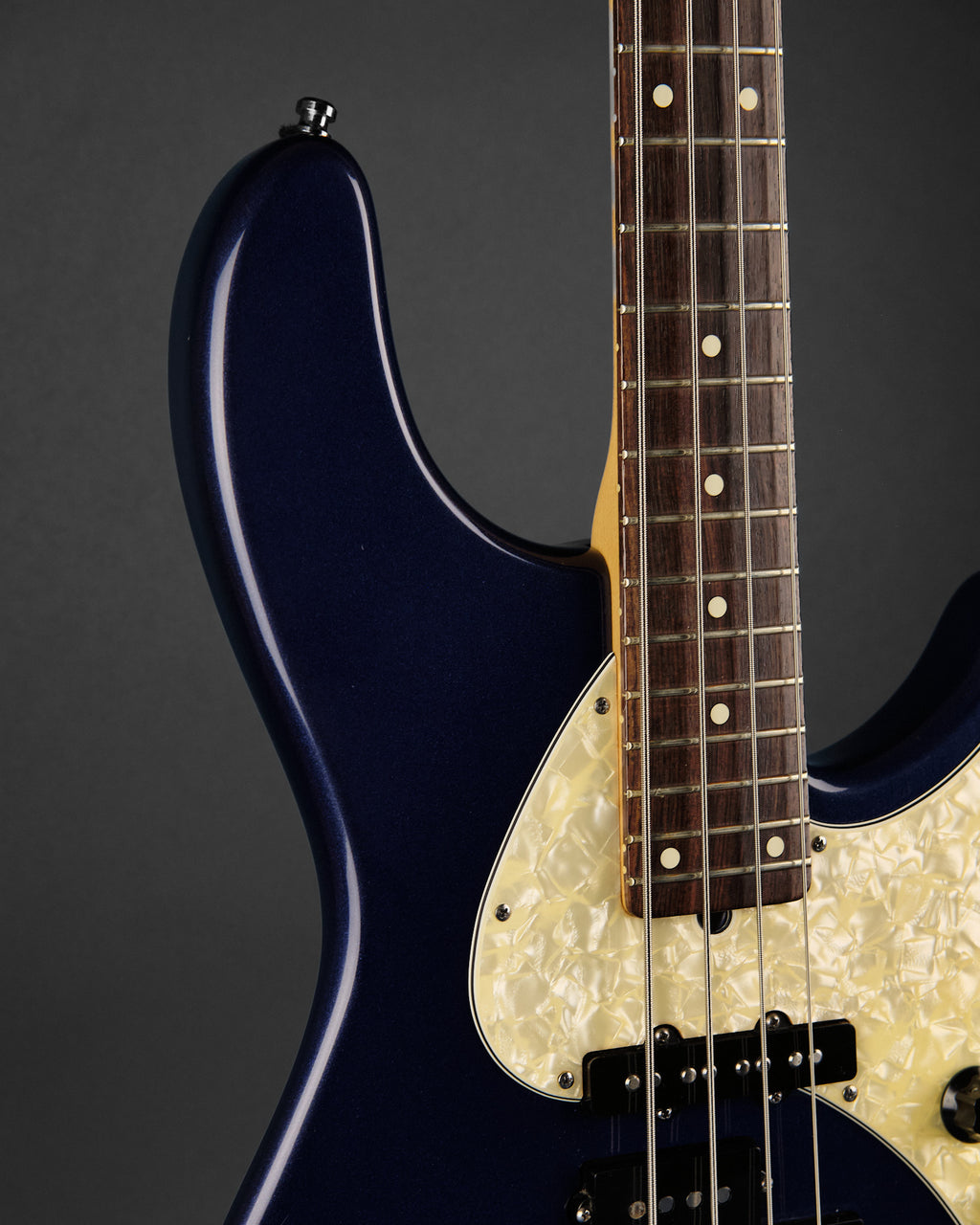 2000 Fender Stu Hamm Urge II Bass Bright Sapphire Metallic