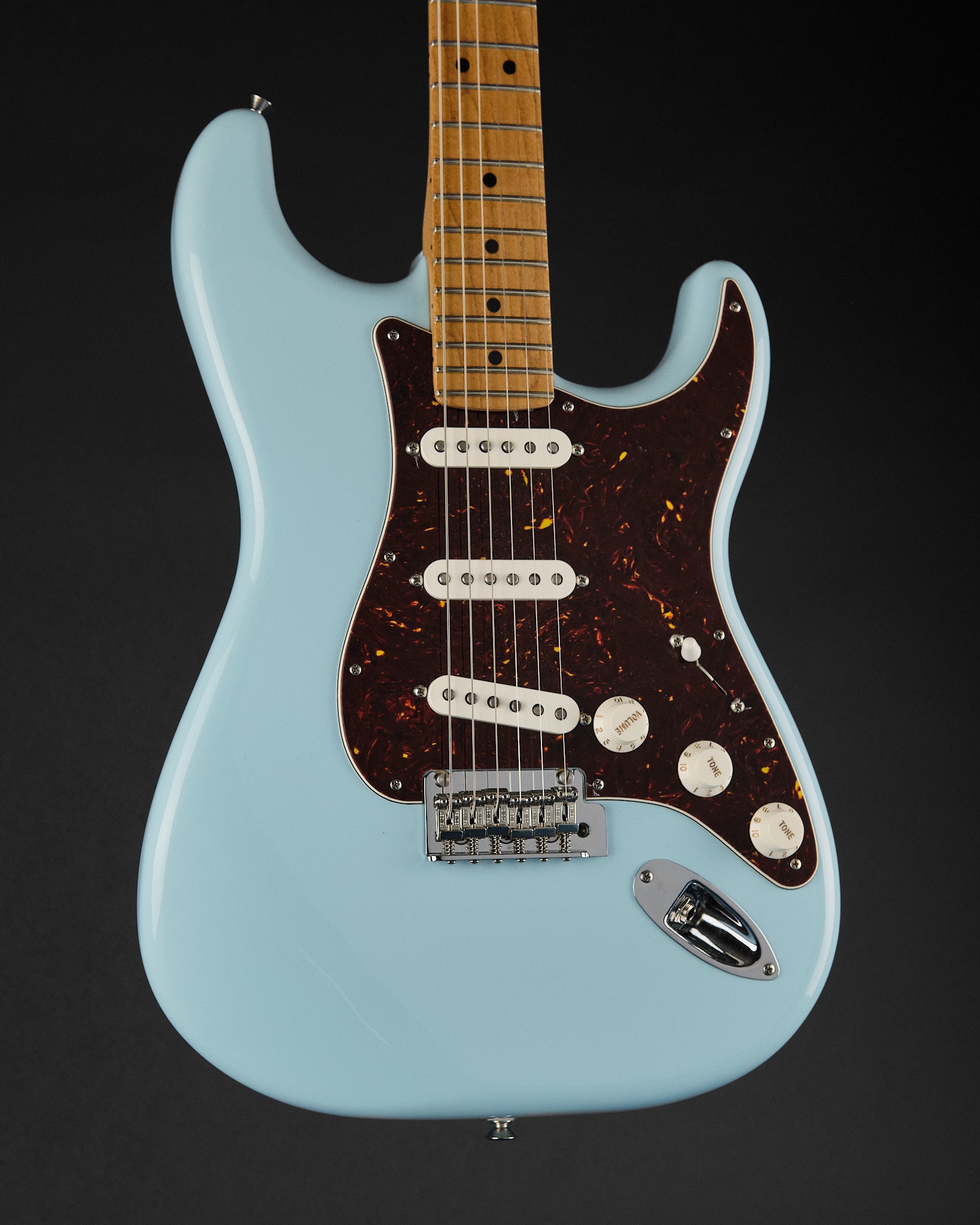 2025 Fender Limited Player II Stratocaster Sonic Blue