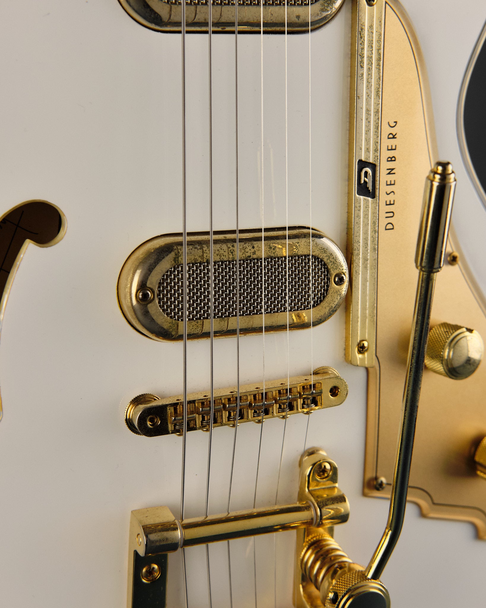 2022 Duesenberg Starplayer TV Phonic Venetian White