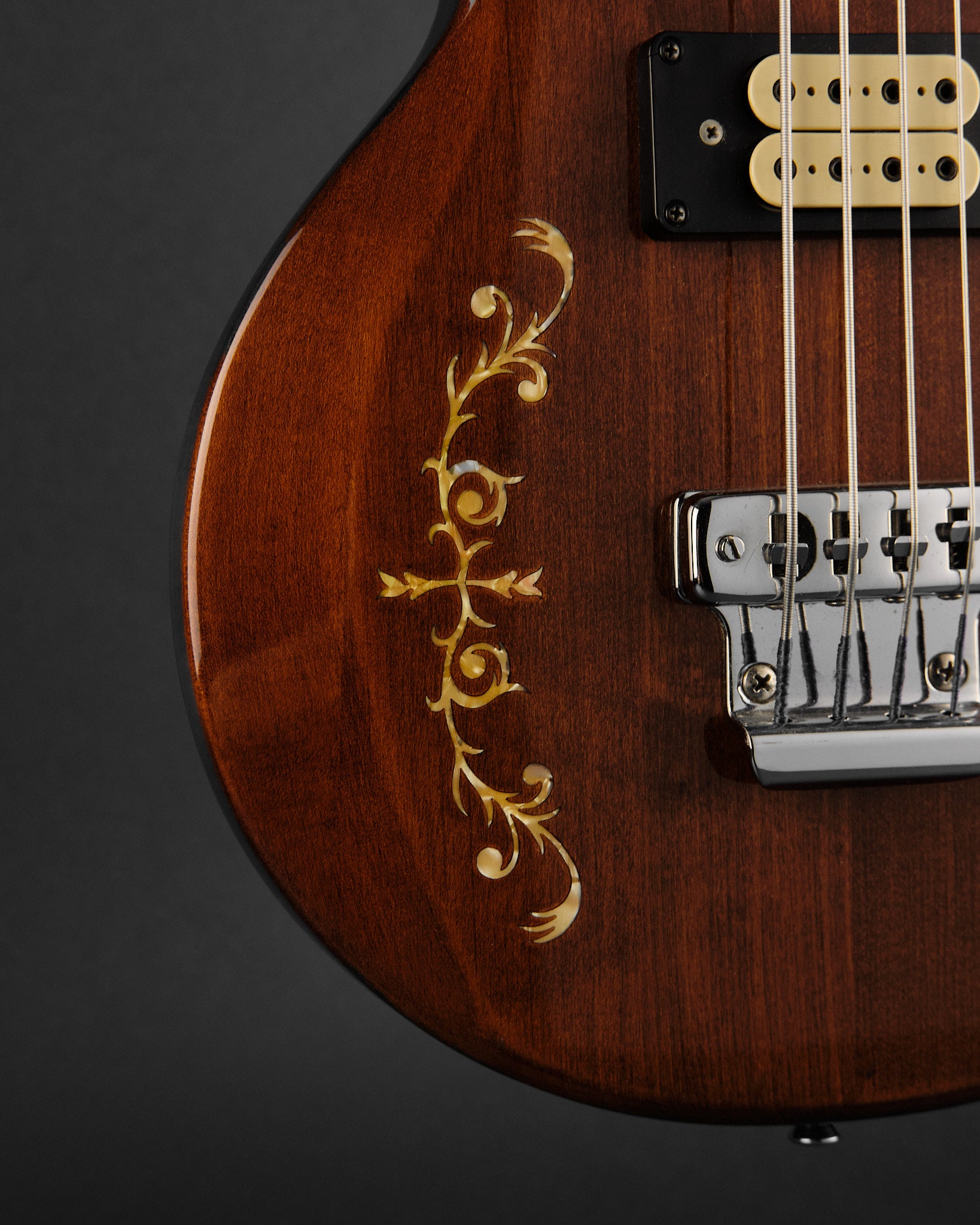 1980s Eko B-33 Walnut