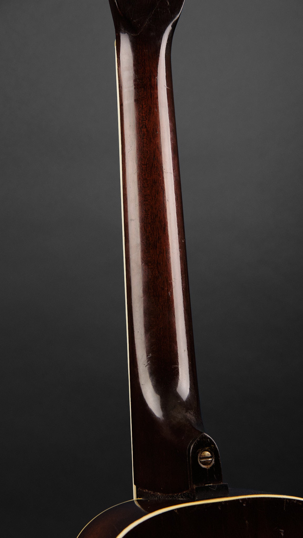 1930s Kay Kraft Style A Venetian Spruce