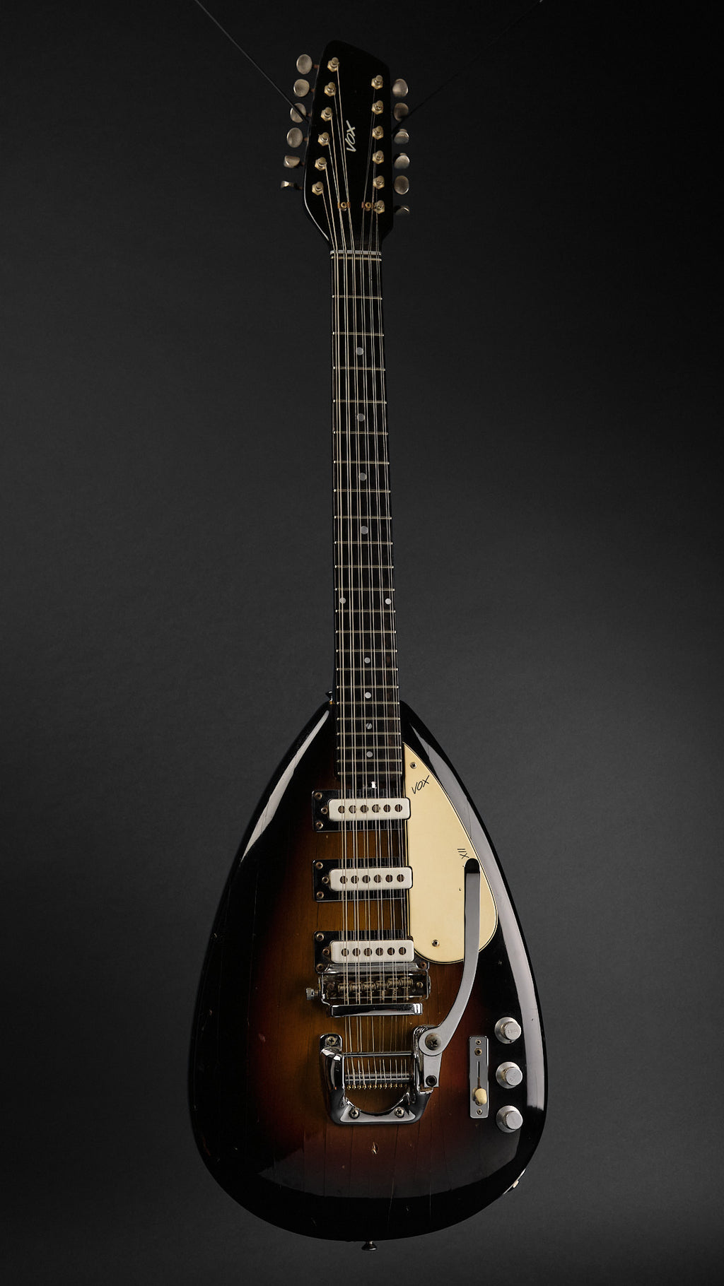1966 Vox V223 Mark XII 'Teardrop' Sunburst