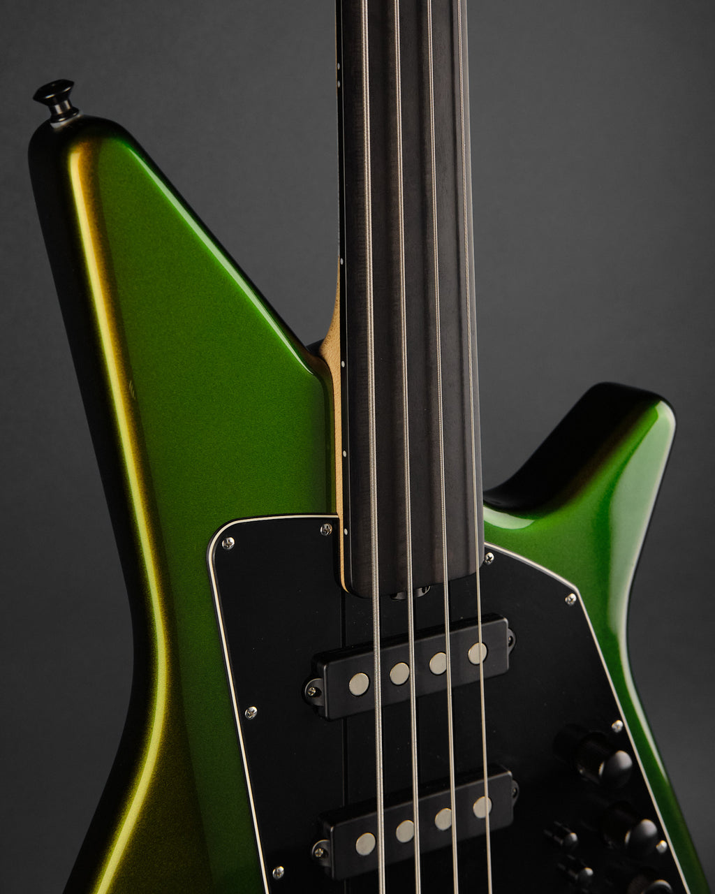 2009 Ernie Ball Music Man Big Al SSS Fretless Dargie Delight 2 Carmel Apple Delight