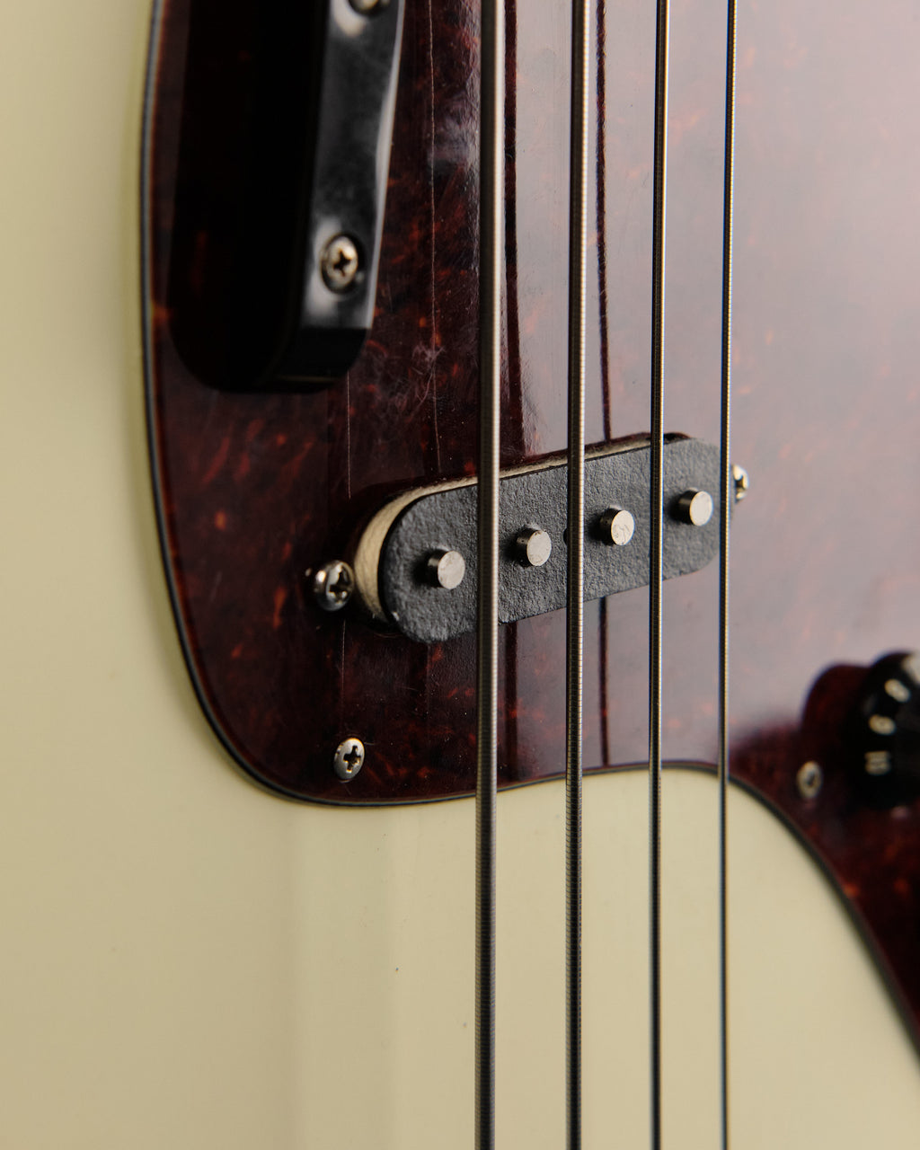 1979 Fender Musicmaster Bass White Refin