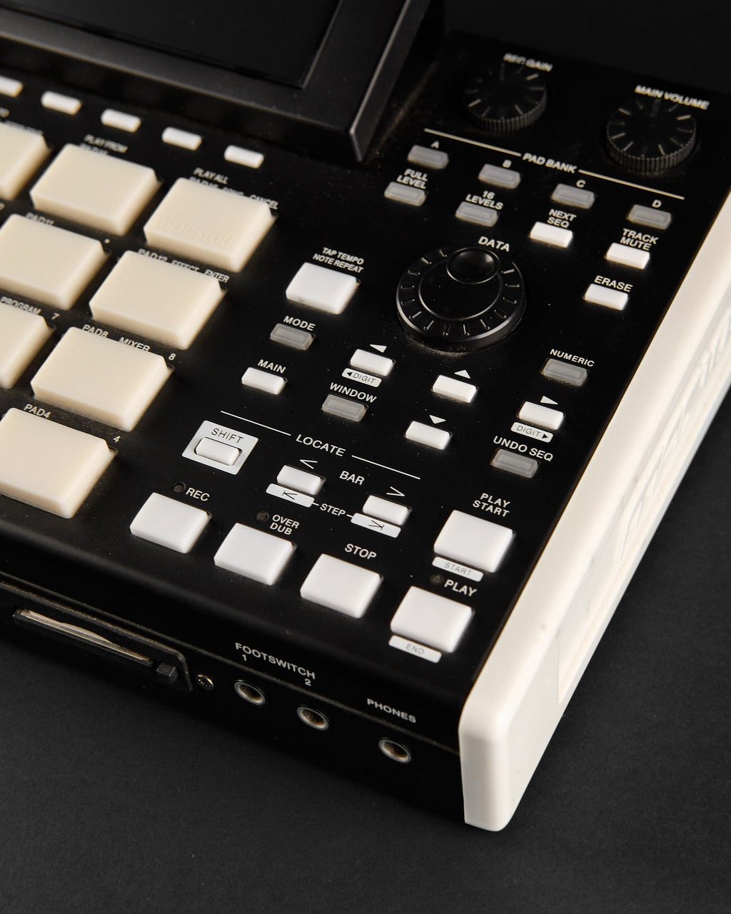 Akai MPC 1000 Modified (Second-Hand)
