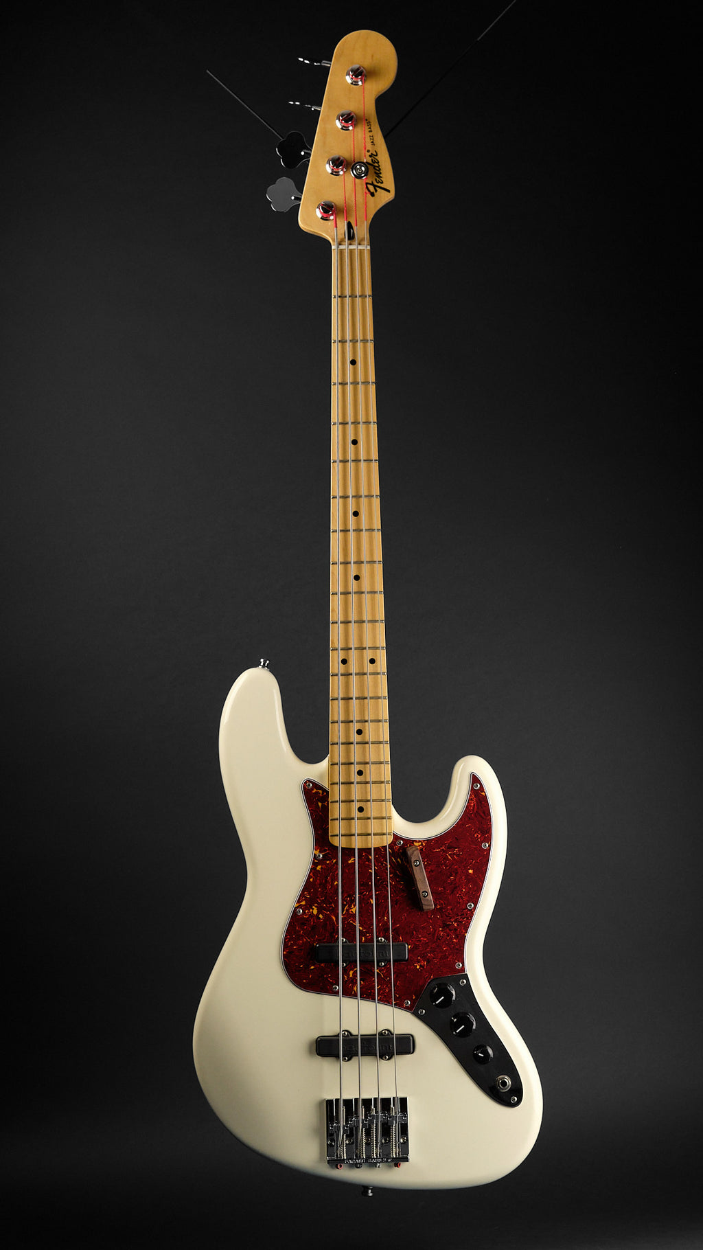 2014 Fender Standard Jazz Bass Arctic White