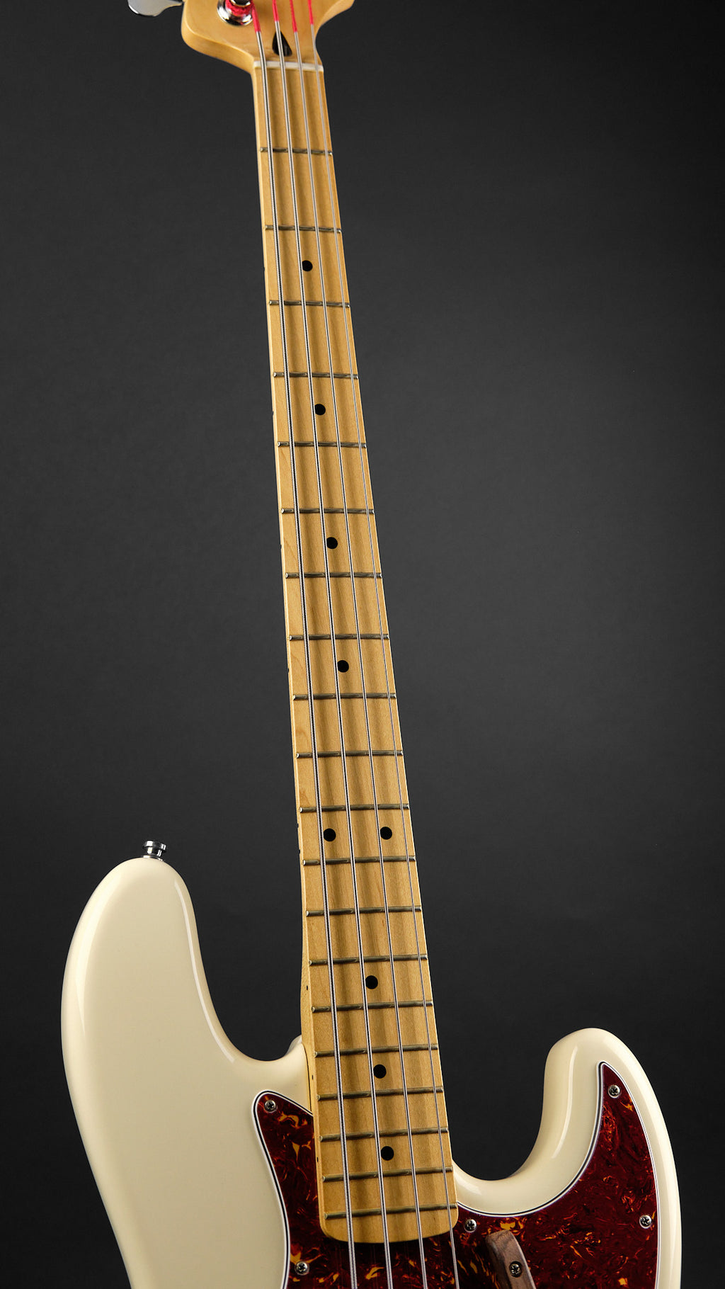 2014 Fender Standard Jazz Bass Arctic White