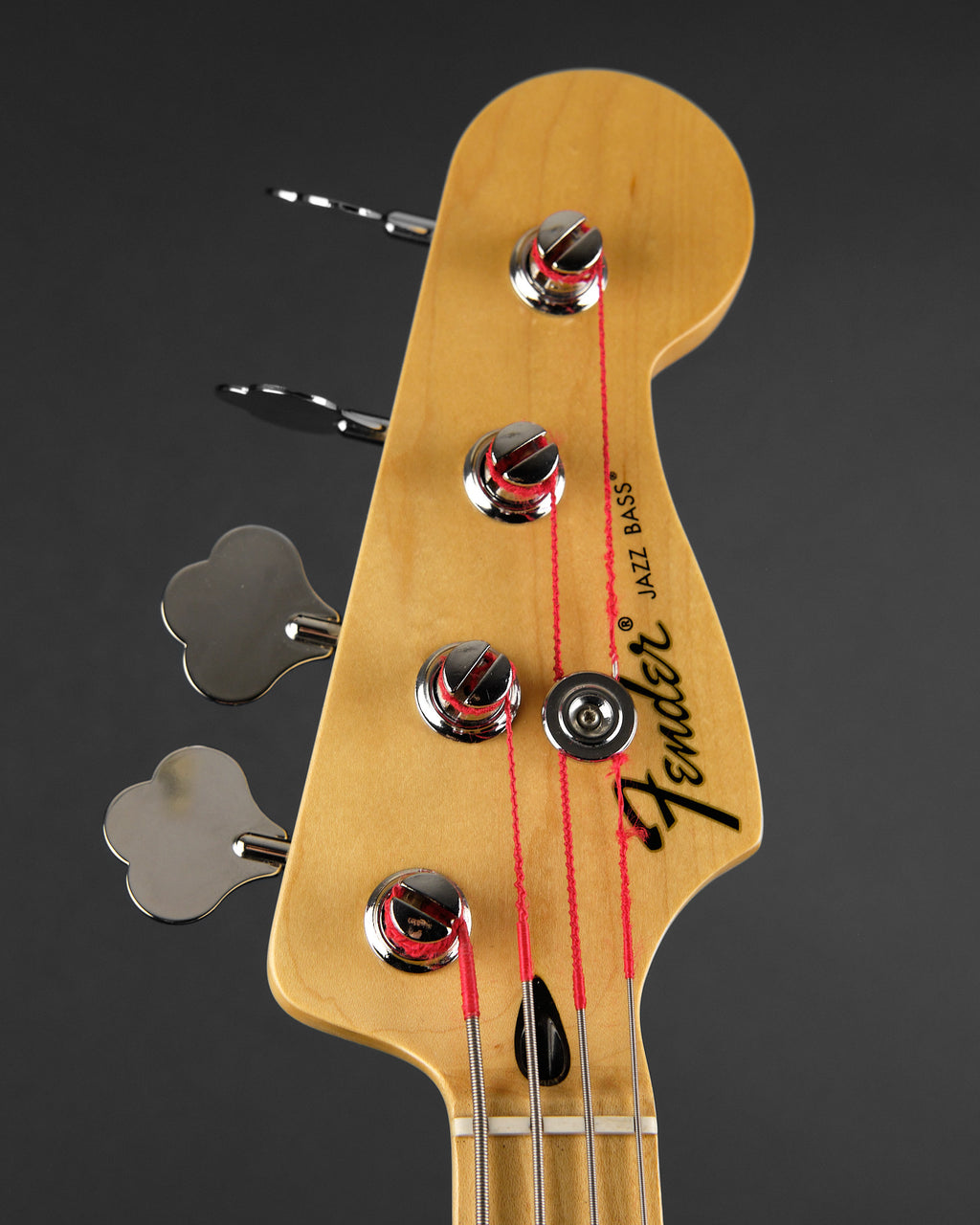 2014 Fender Standard Jazz Bass Arctic White