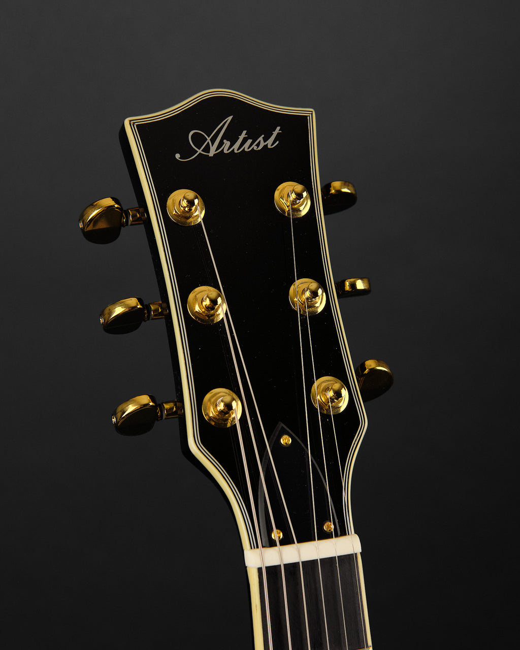 Artist AP97BB Black (Second-Hand)