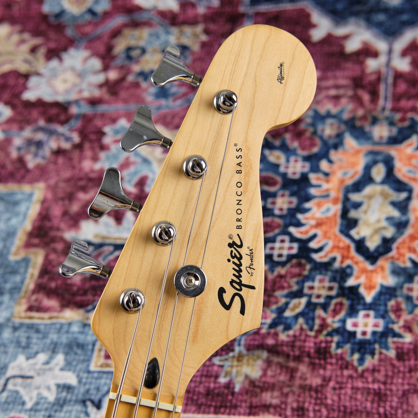 2005 Squier Affinity Bronco Bass Torino Red