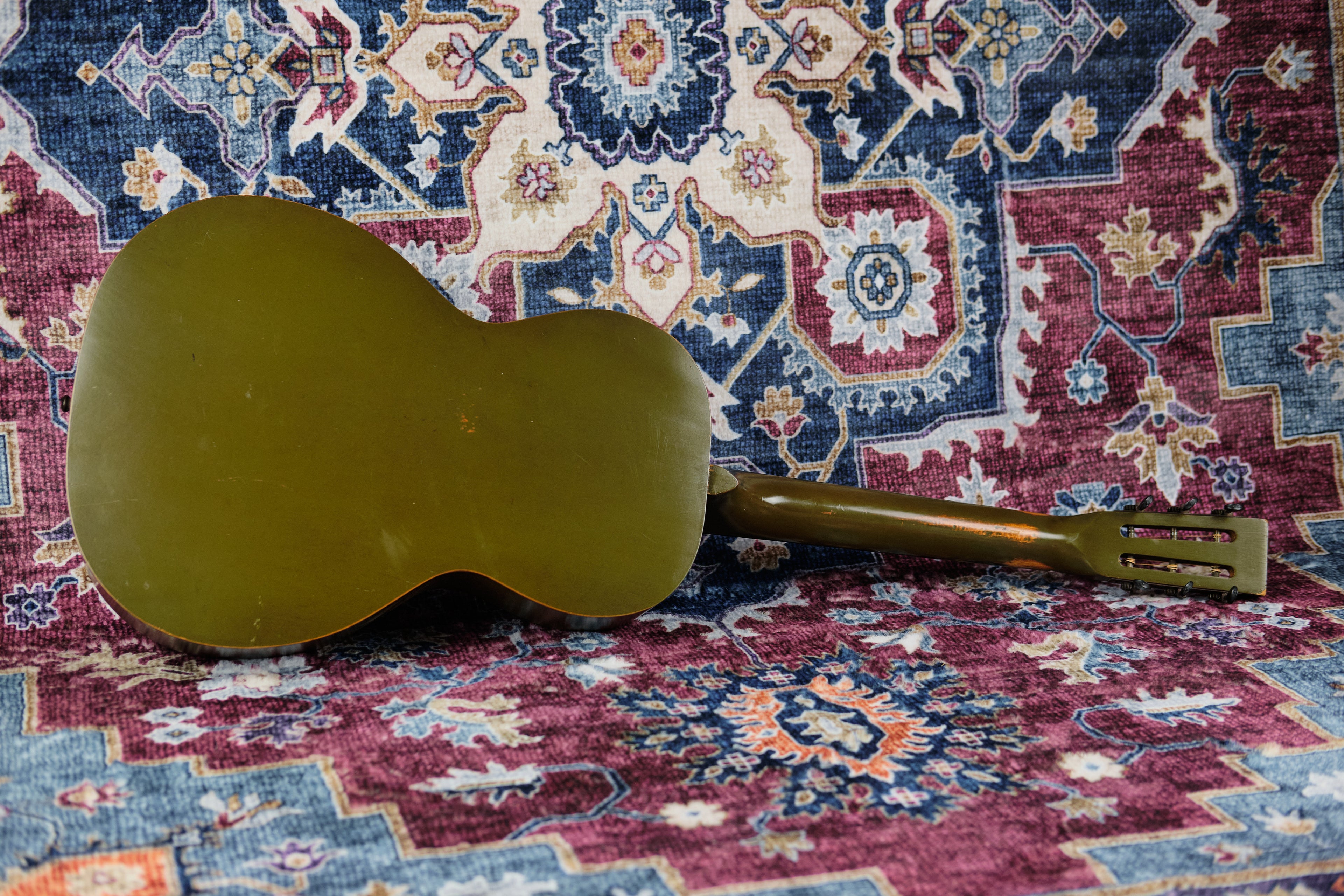 c1940s Regal Parlour 'Red Belcher's Favorite'