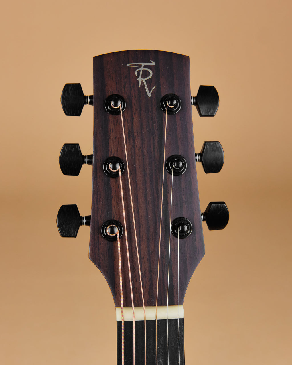 Timberide Timberidge 'Messenger Series' Mahogany Dreadnought Cutaway Natural Sat ...