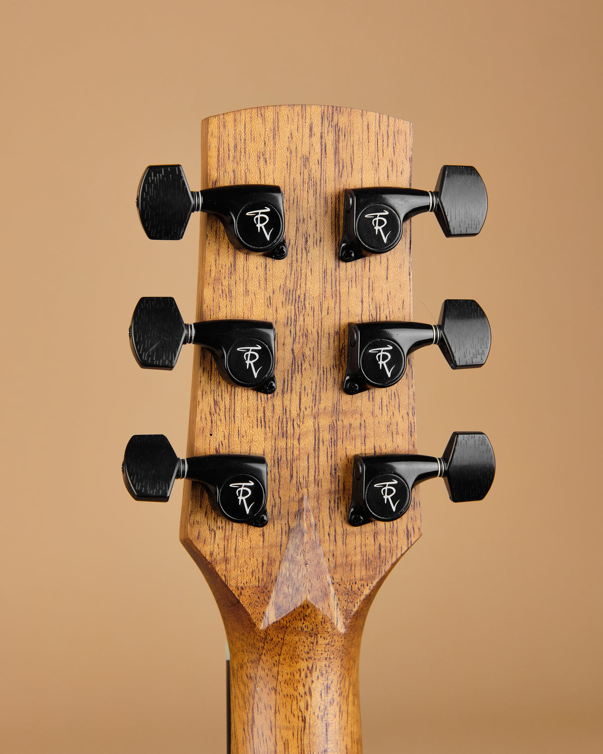 Timberide Timberidge 'Messenger Series' Mahogany Dreadnought Cutaway Natural Sat ...