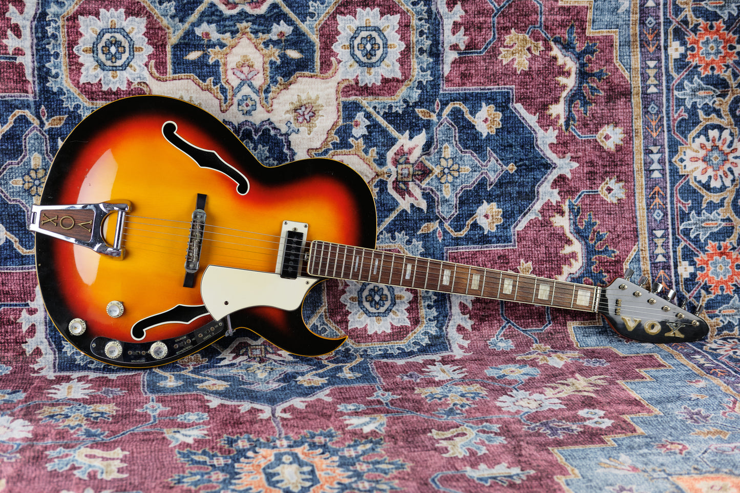 1968 VOX Apollo V622 Sunburst