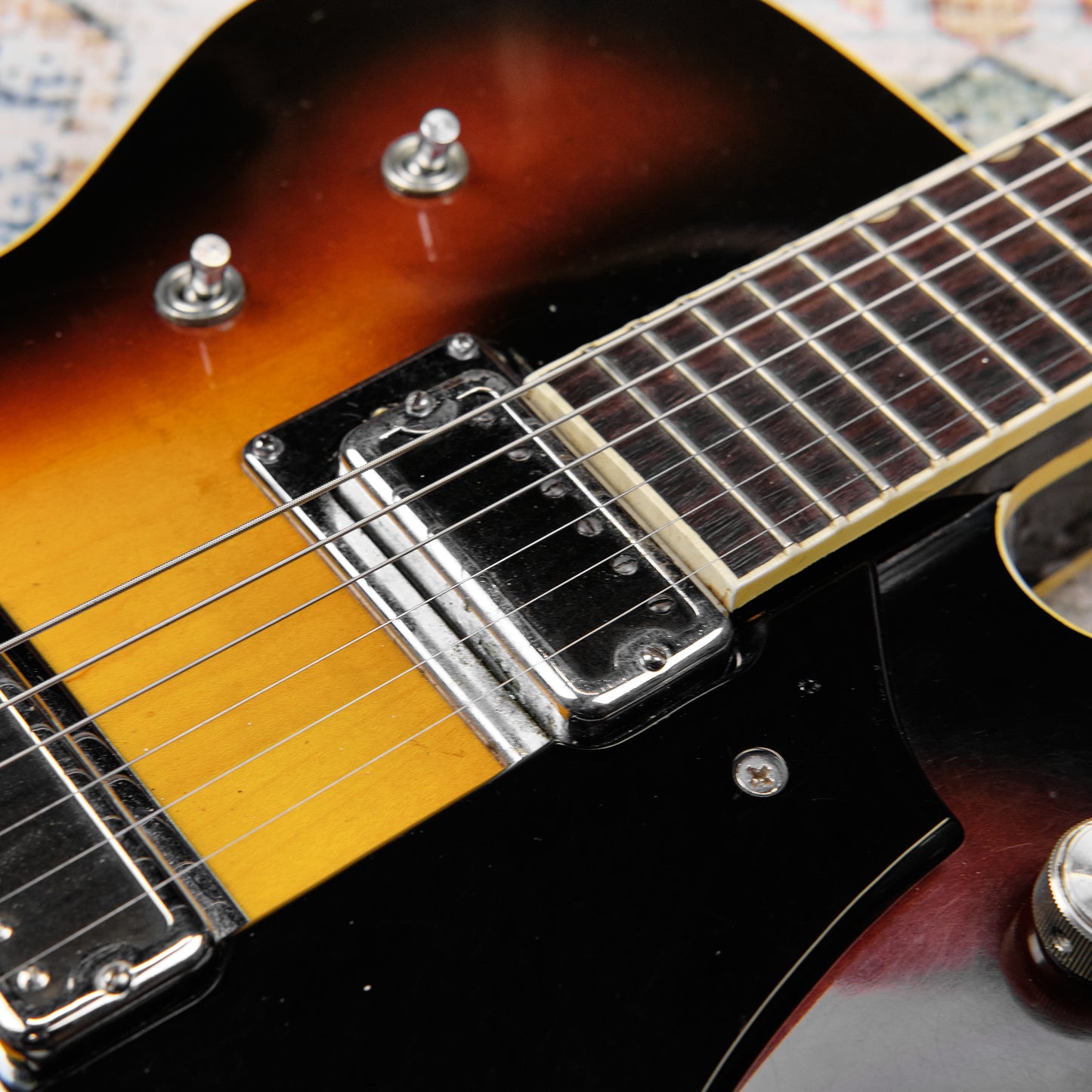 1972 Gretsch 7555 Clipper Bigsby Sunburst